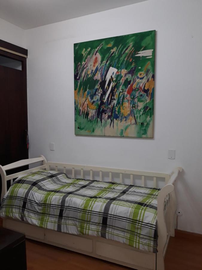 Em Copacabana Na Quadra Da Praia! Sol, E Muito Conforto! Apartamento Rio de Janeiro