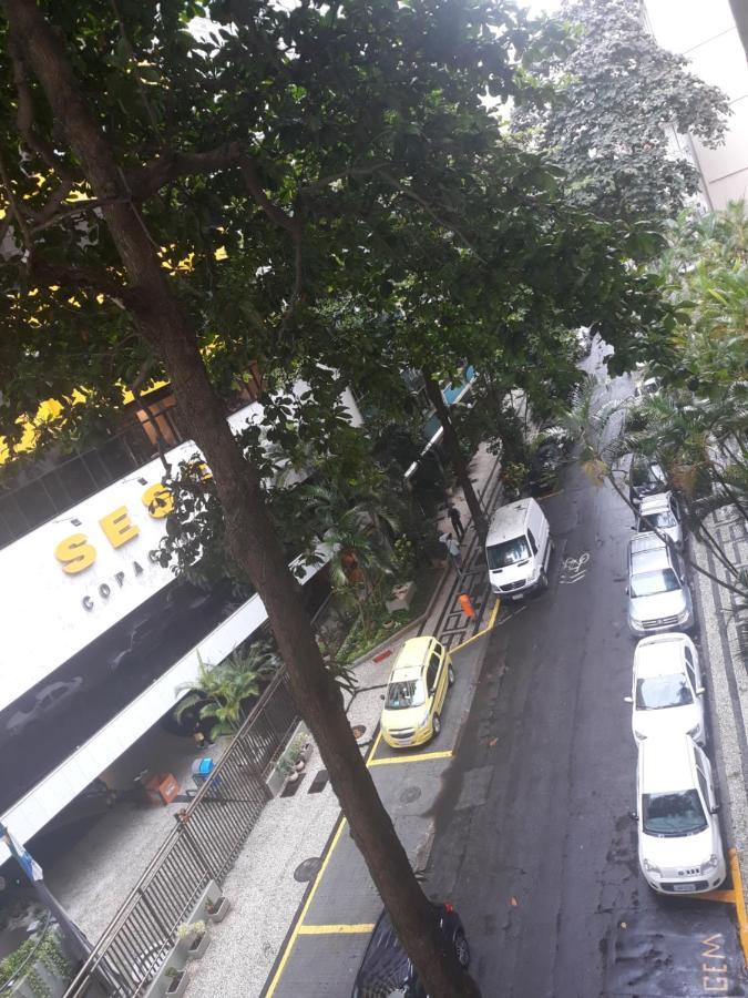 Appartement Em Copacabana Na Quadra Da Praia! Sol, E Muito Conforto! *